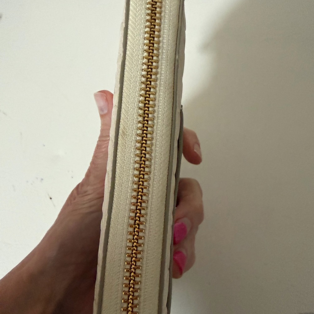 Coach Cream Embossed Wallet - Picture 4 of 11